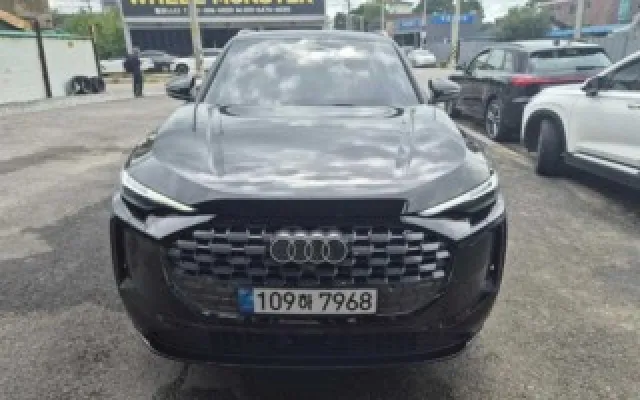 인천저신용중고차할부 Q5 (80A) 40 TFSI 콰트로 어드밴스드 매물 사진 12 - 2025/12 10,836km
