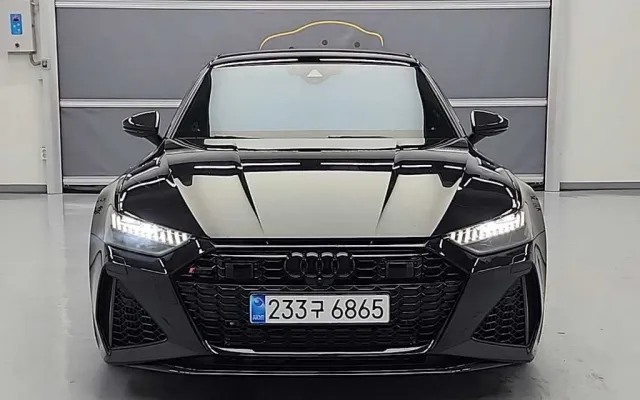 인천저신용중고차할부 RS7 (4K) 4.0 TFSI  콰트로 퍼포먼스 매물 사진 14 - 2025/09 9,792km