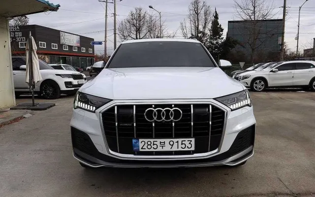 인천저신용중고차할부 Q7 (4M) 45 TDI 콰트로 프리미엄 매물 사진 8 - 2022/06 57,045km